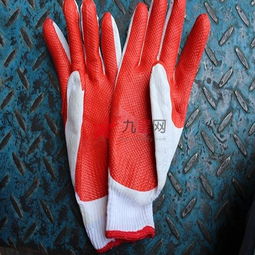 正品牛郎星紅膠片手套 工業防護領域的可靠伙伴